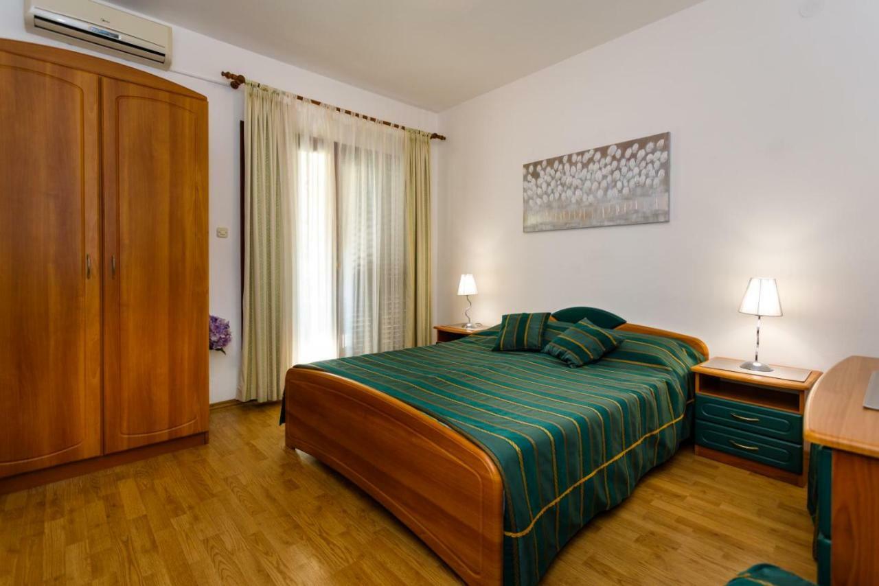 Rooms Mimi Veglia Exterior foto